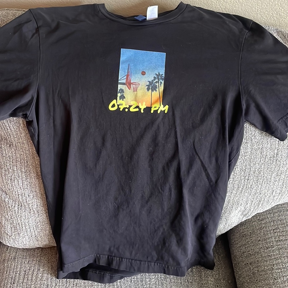 Basketball shirt